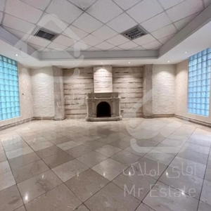 پاسداران ۱۳۵ متر ۳ اتاق امکانات کامل تکواحدی