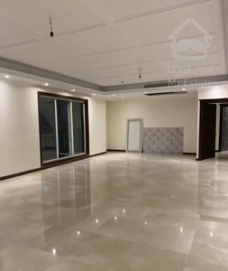 فروش‌ ۲۳۷ متری ۴ خوابه تاپ لوکیشن دروس