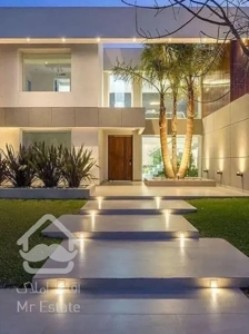 آپارتمان 140 متر / 3 خواب / جنوبی