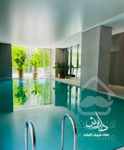 نیاوران/۱۸۰متر/رو به آفتاب/ مشاعات آبی فعال