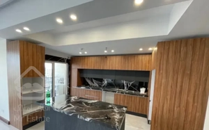 ۱۸۵ متر ۸ ساله واقعی