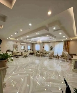 فروش آپارتمان ۱۶۵ متری-۳ خواب شیک و خوشنقشه