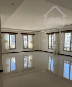 فروش سه خواب با دو نبش در فاز هفت زمرد شمال