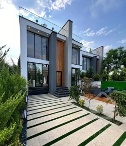 ویلا 300 متری/ سندششدانگ/جاده دریا/ شهرکی