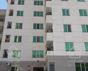 واحد ۸۲متری مجتمع سروناز میدان ساحل