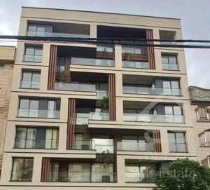 ۱۰۵ متر دو خوابه غرق در نور بدون مالک مرزداران