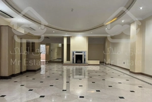 ۲۱۰متر کلیدنخورده طبقات بالا