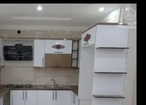 ۷۵متری/علوم پزشکی