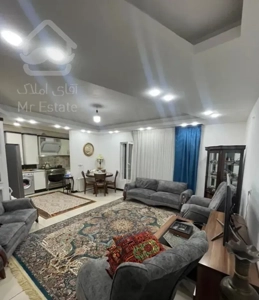 فروش آپارتمان 85متری با آسانسور خیابان هراز