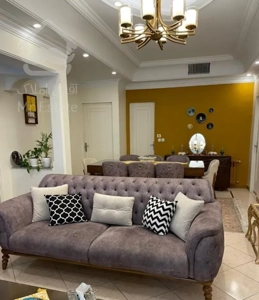 رهن آپارتمان ۱۰۸ متری ۳ خوابه طبقه ۱ در یوسف‌آباد