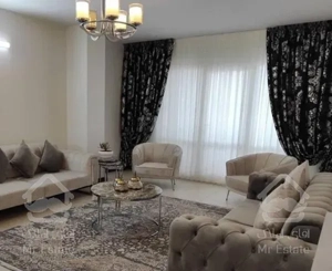 چهارباغ * سالن پرده خور *۱۰۵ متر *فول *بازسازی شده