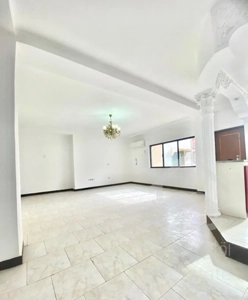 آپارتمان 87 متری ستارخان