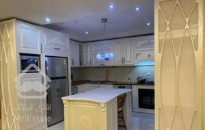 ۱۵۸متر/شمالی رو به حیاط/فاز۱/طبقه پنج