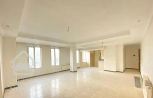 آپارتمان بازسازی شده غرق در نور