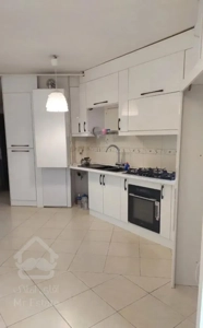 اجاره آپارتمان ۱۰۰ متری ۳ خوابه در بلوار گیلان