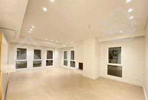 ۱۲۰متر سوپر مدرن/۲خواب ۱مستر/آشپزخانه بوش/۲پارکینگ