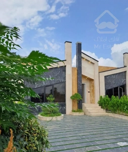 ویلا باغچه ۱۷۰ متر شهرکی سند تک برگ