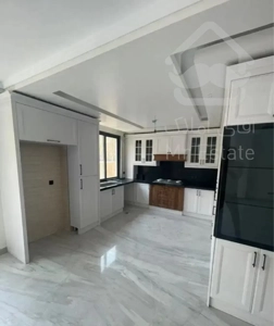 ۱۵۰ متر نوساز / فول مشاعات / مدرن/ تاپ لوکیشن دروس