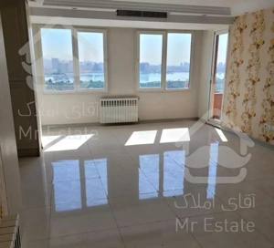 ۹۲متربدون مشرف خوش نقشه دیزاین شده دریاچه چیتگر