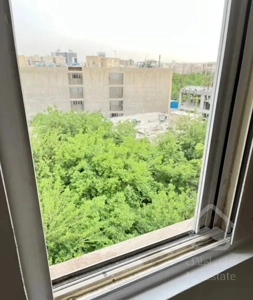 ۸۲متری کلید نخورده در طرشت