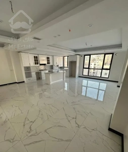 ۱۶۰متر/نوساز/۳مستر/فول‌امکانات/غرق‌نور