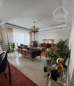 کامرانیه شمالی / ۱۸۵ متر ۳ خواب / فول مشاعات