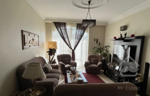 فروش آپارتمان ۲۰۵ متری ۴ خوابه در نیاوران