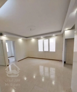 ۵۲متری/فول امکانات/چسب مترو و پارک/بدون مشابه