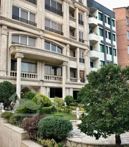 اجاره / ۱۶۰ متر / شمال میدان کاج