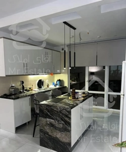 بدون مشرف-غرق نور-خوش نقشه-فول مشاعات برج