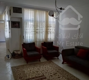 ۷۳ متر با پارکینگ سندی