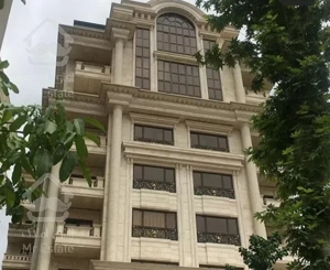 ۱۱۰ متر / بالای بلوار