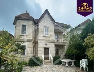 ویلا باغ شهرکی 240 متربنا دوبلکس