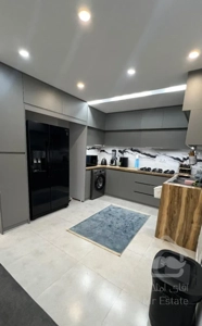 اپارتمان۱۰۸متر طبقه۴ تمامی مراحل اسانسور انجام شده