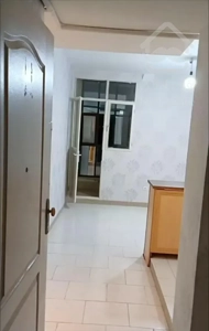 آپارتمان ۴۳متر یک خواب ،کاغذ دیواری نو