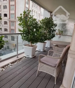 تجریش 150 متر برج باغ طبقات بالا