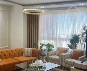۷۰ متر / دوخوابه/ روبه افتاب