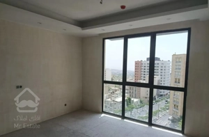 آپارتمان نوساز ۲۲۰ متری ،آجودانیه،۳ پارکینگ سندی