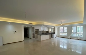 ۱۴۸ متر، کلید نخورده، ۲پارکینگ سندی