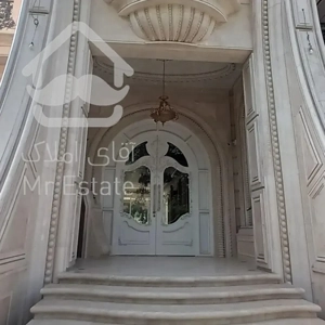 ۲۵۰ متر کامرانیه / ویو ۱۵۰۰۰ متر باغ