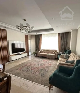 ۸۶متر/سالن پرده خور/باغ فیض