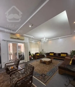 فروش آپارتمان تک واحد قلب شهر۱۳۹متر سنددار
