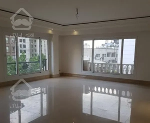 خرید آپارتمان نیاوران ۲۱۰ متری ۴ خواب