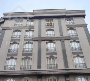 ابتدای بهار/ 60متر سالن پرده خور/ طبقه1 / بالکن