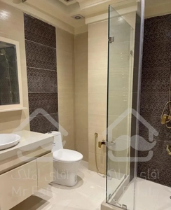 ۱۶۰متر سه خواب/فول امکانات/گلستان جنوبی