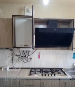 فاز 6 کوه نور /  90 متری / 2 خواب / فول