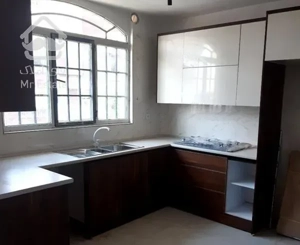 ۷۸متر/دو خواب/پروانه جنوبی/فول نوسازی/عروسک منطقه