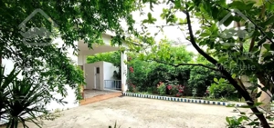 اجاره ویلا باغ سوییت اقامتگاه تمیز و دلباز