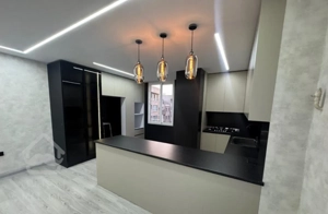 ۶۹ متر دیزاین شده رو به افتاب سالن پرده خور دریانو