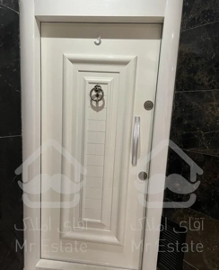 ۱۶۰ متری+۱۰ متر پاسیو کلید نخورده بالای جلال